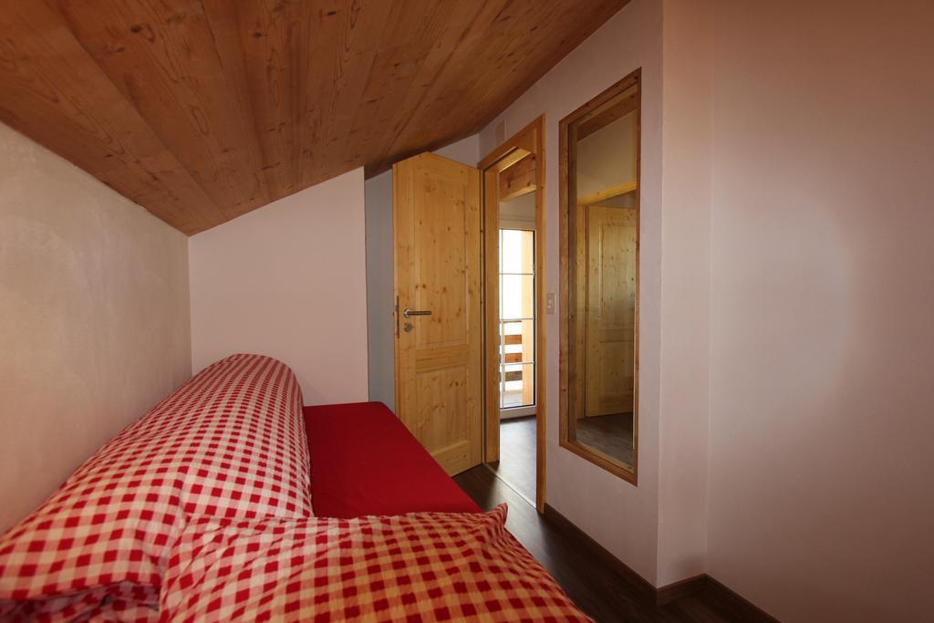 Chalet Daheim Reckingen Bagian luar foto